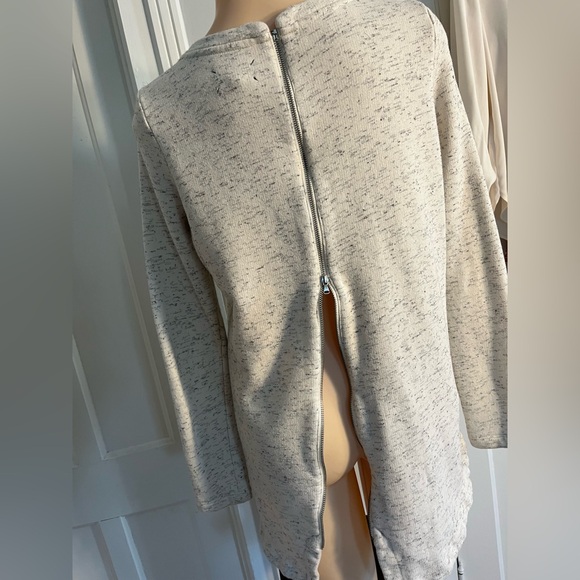 Lou & Grey Sweater - Picture 4 of 10